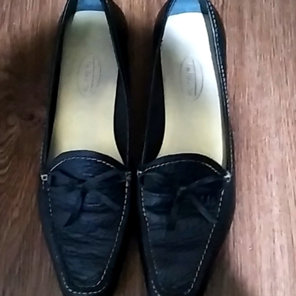 Shoes lether beautiful ,modern,elegant